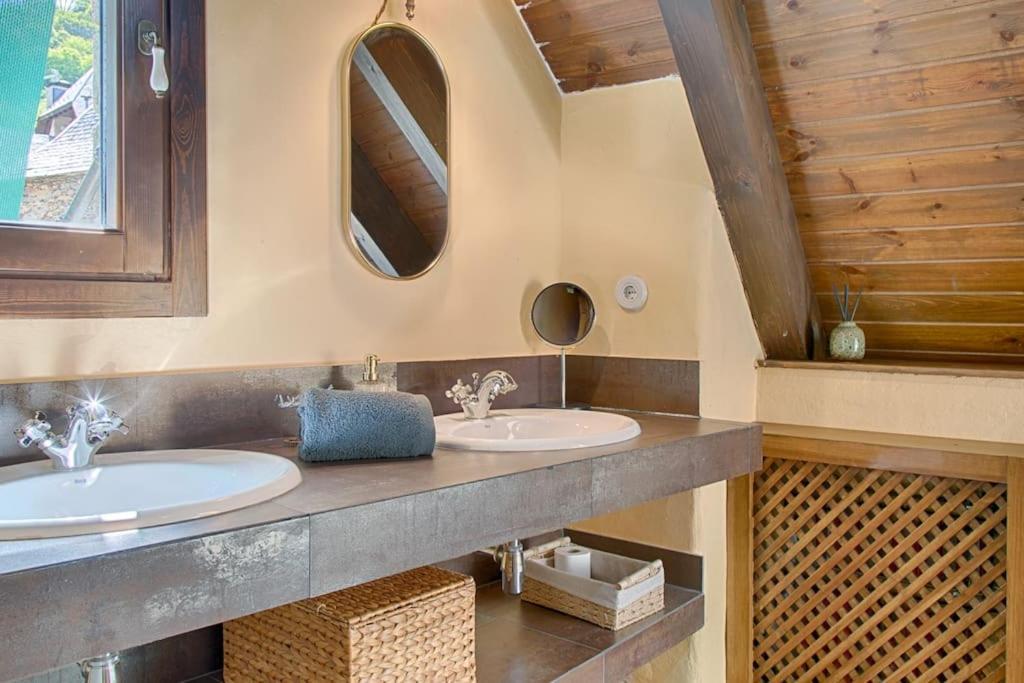 ボソストSaplan Real Estate Casa Izadiアパートメント エクステリア 写真
