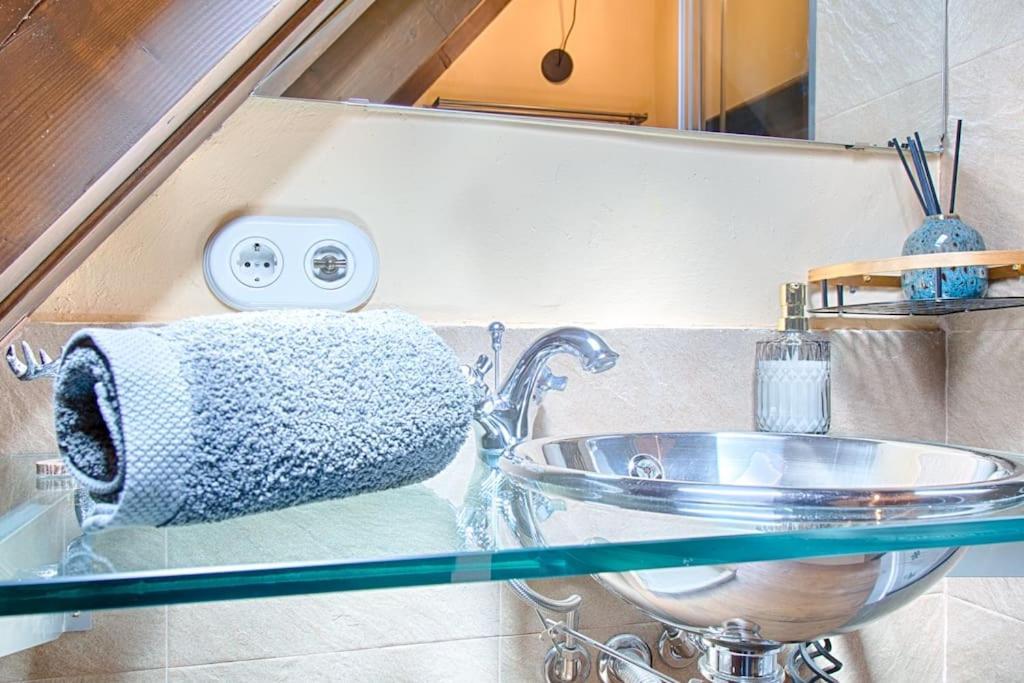ボソストSaplan Real Estate Casa Izadiアパートメント エクステリア 写真