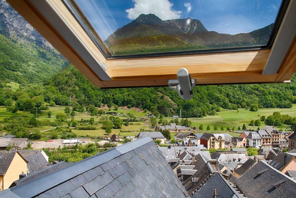 ボソストSaplan Real Estate Casa Izadiアパートメント エクステリア 写真