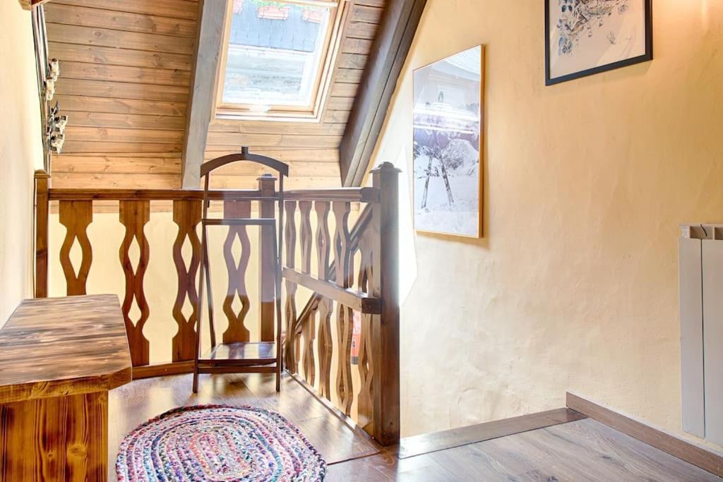 ボソストSaplan Real Estate Casa Izadiアパートメント エクステリア 写真