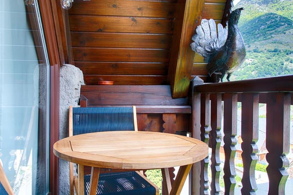 ボソストSaplan Real Estate Casa Izadiアパートメント エクステリア 写真